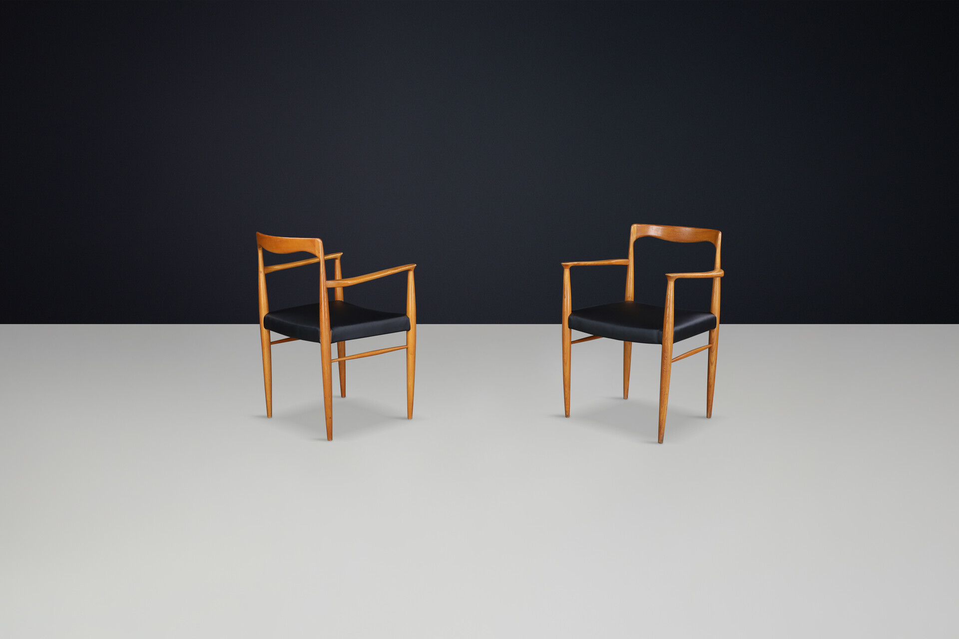 Scandinavian modern Dining room chairs by Sedláček & Vyčítal, Czechoslovakia, 1970s Late-20th century