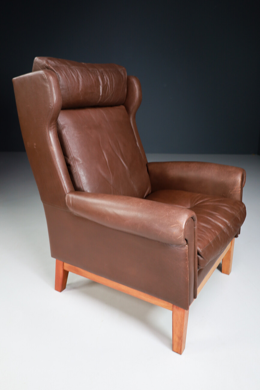 scandinavian leather armchair