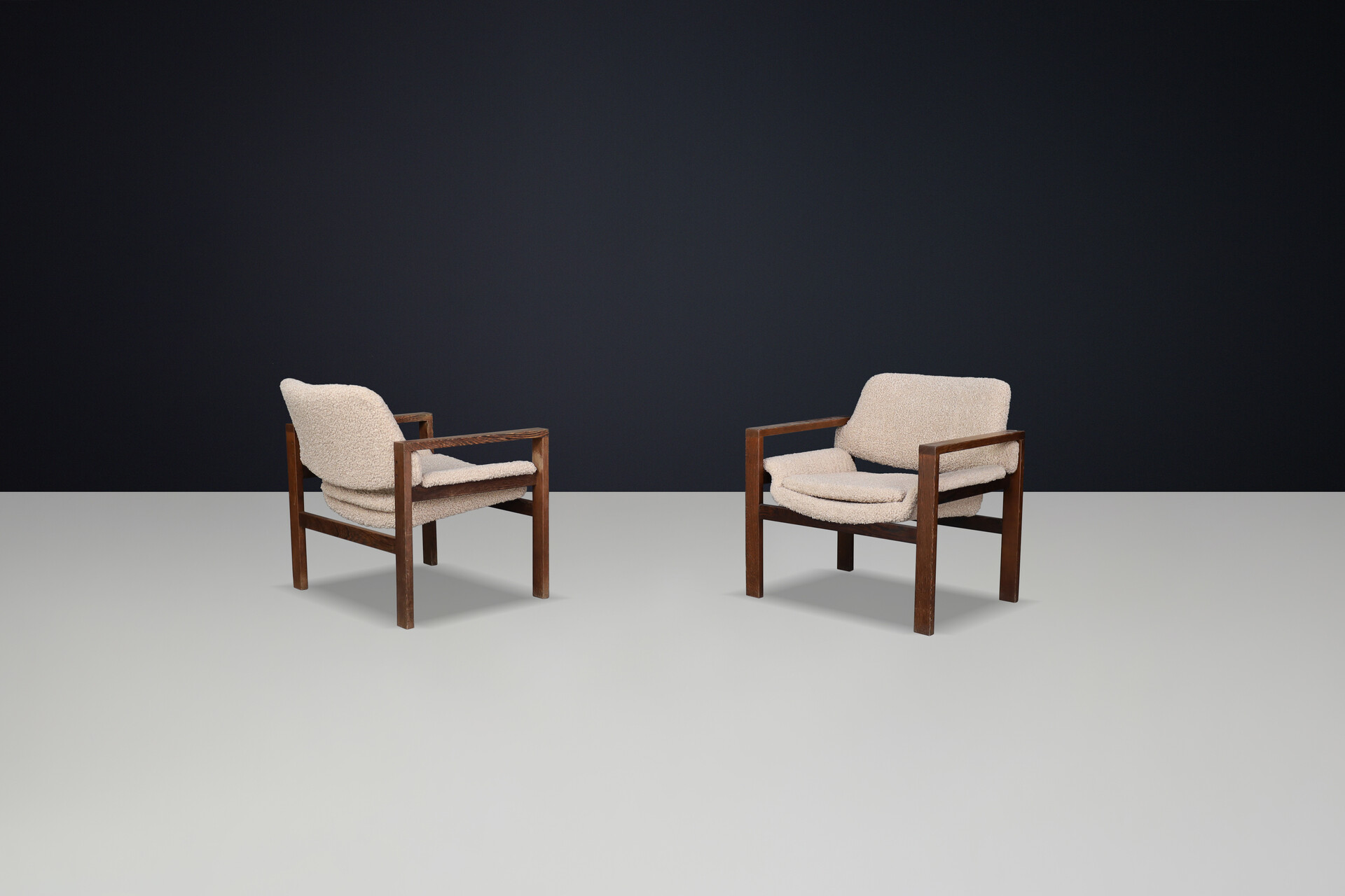 Scandinavian modern Oak and teddy upholstery armchairs, Finland 1960s Mid-20th century