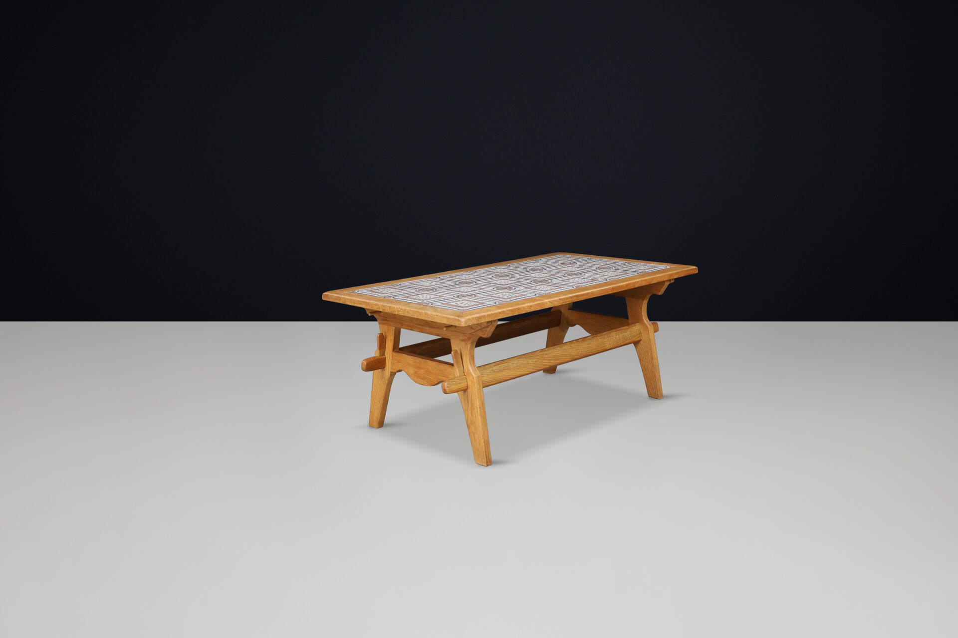 Scandinavian modern Oak tiled top coffee table in Henning Kjaernulf style, Denmark 1950s Mid-20th century