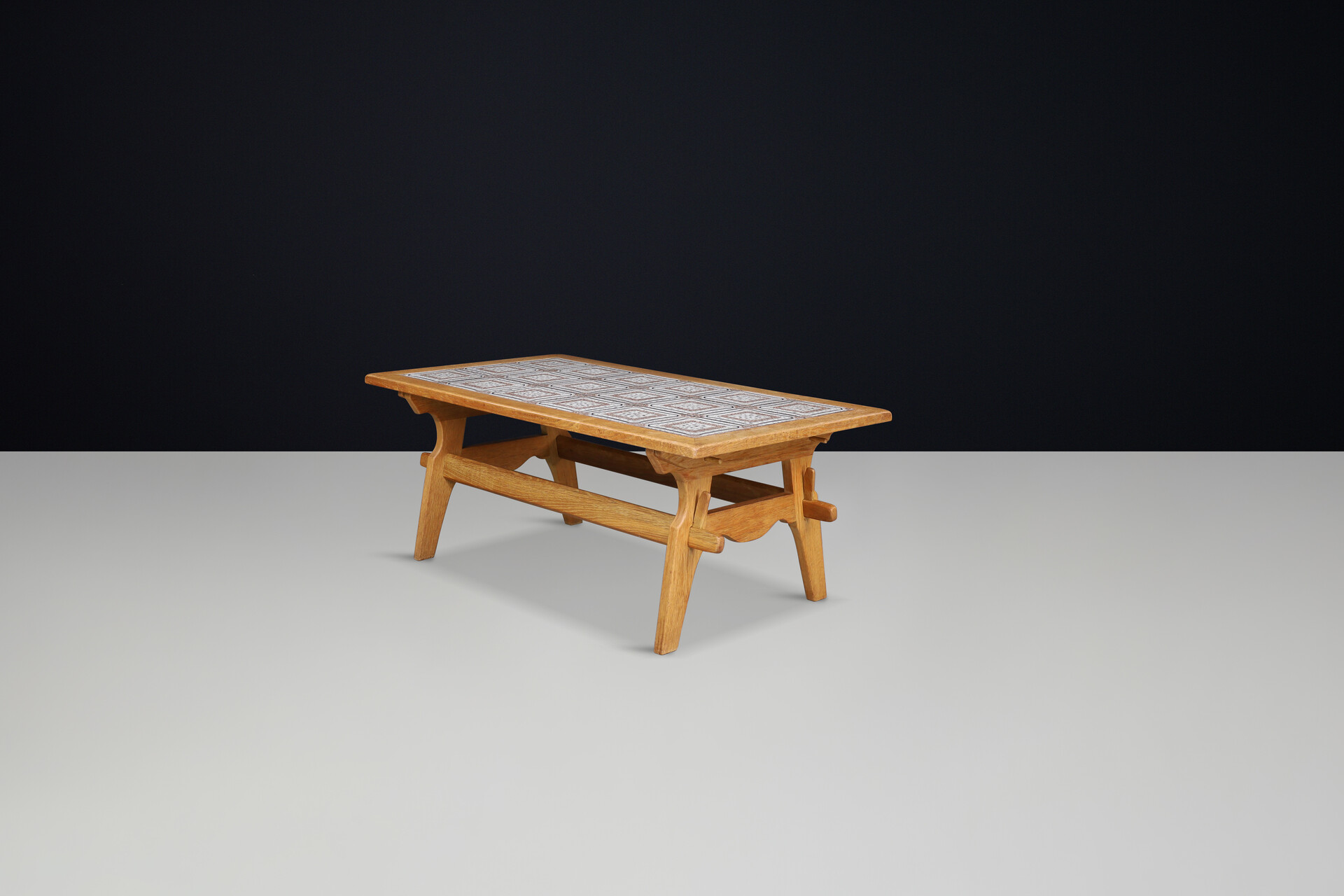 Scandinavian modern Oak tiled top coffee table in Henning Kjaernulf style, Denmark 1950s Mid-20th century