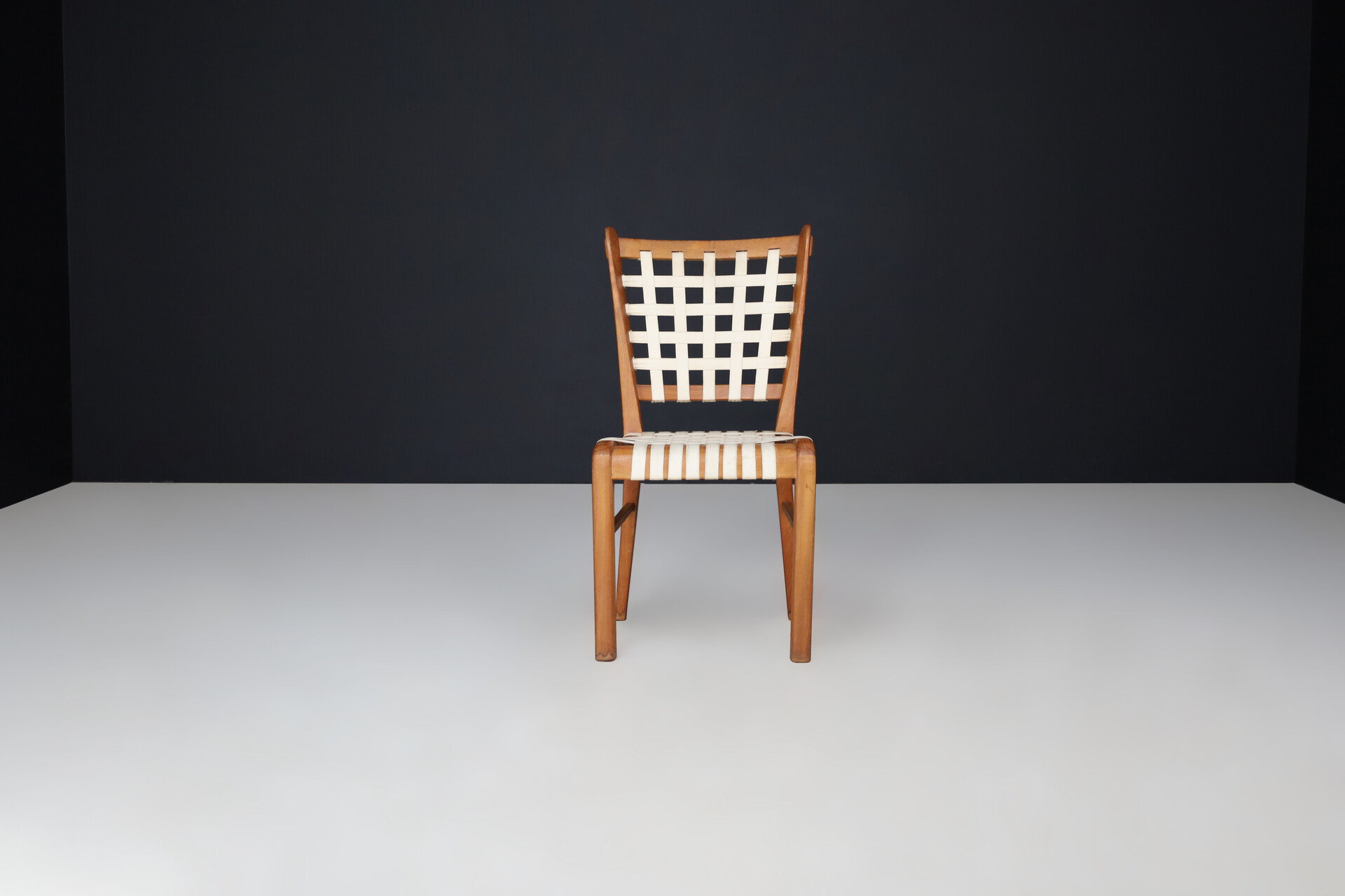 Sculptural oak side chair by Guglielmo Pecorini, Italy, the 1950s Mid-20th century