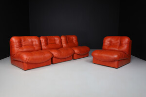 Set of 4 Leather Lounge Chairs, Italy 1960s Mid-20th century